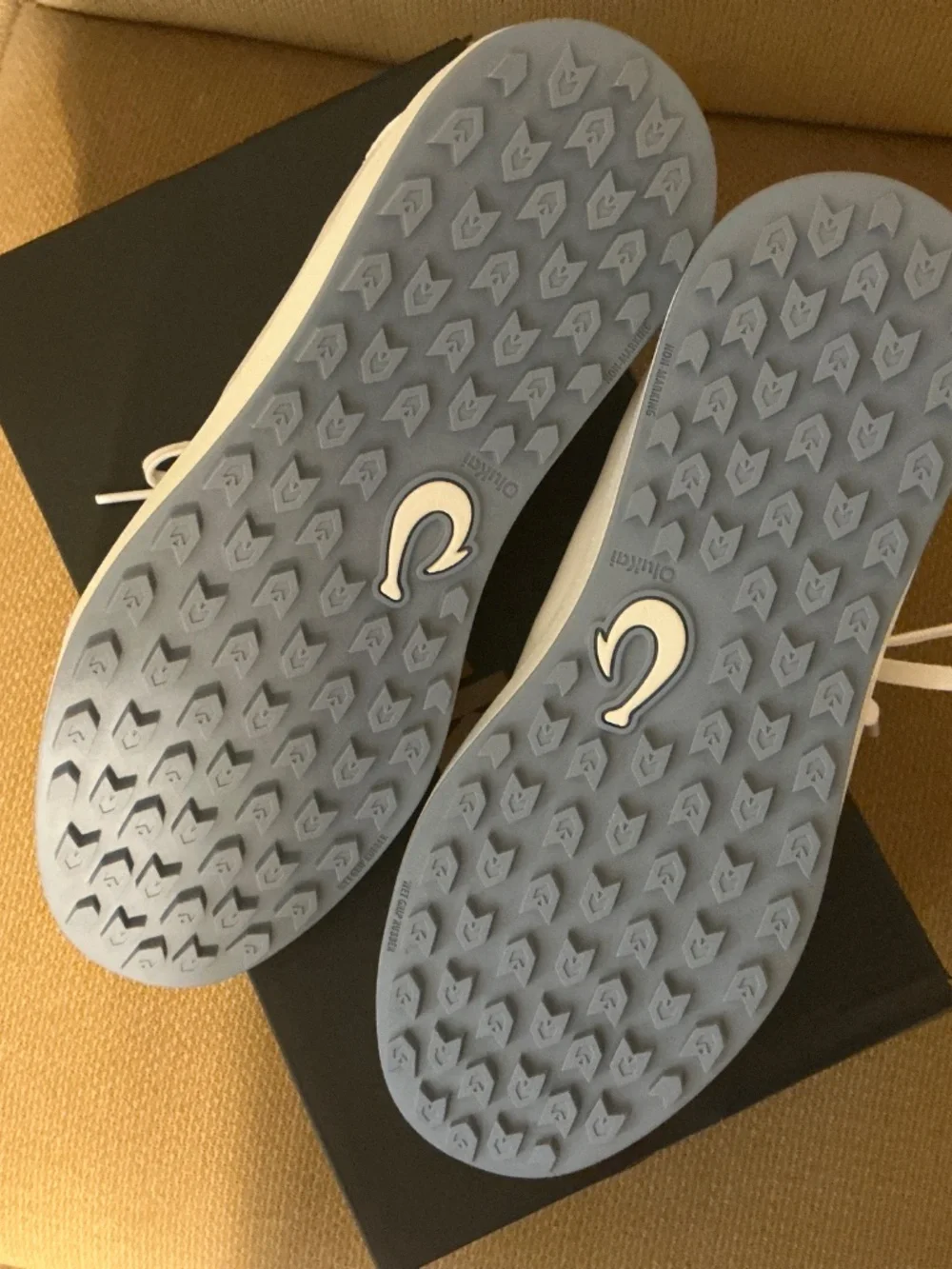 Olukai Wailea - White, size 8